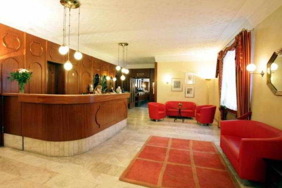 Hotel Carmen 5