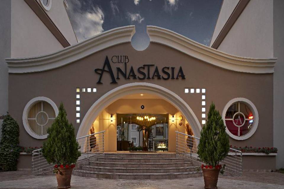 Club Anastasia 3