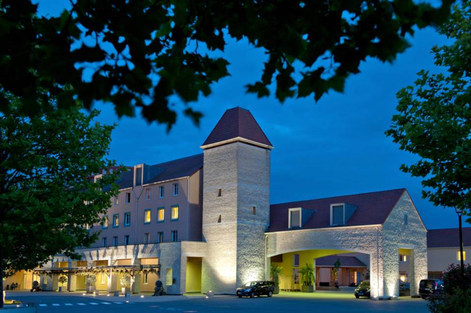 Explorers Hotel 2