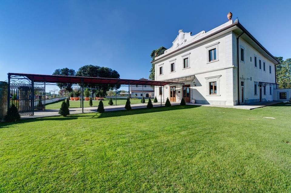 Villa Tolomei Hotel & Resort 1