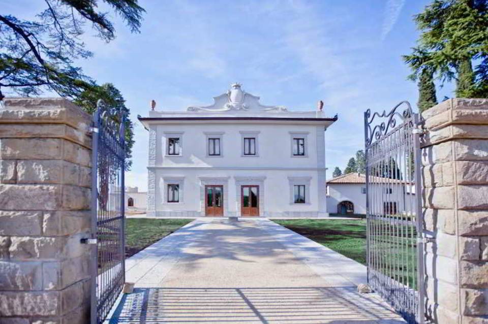 Villa Tolomei Hotel & Resort 5