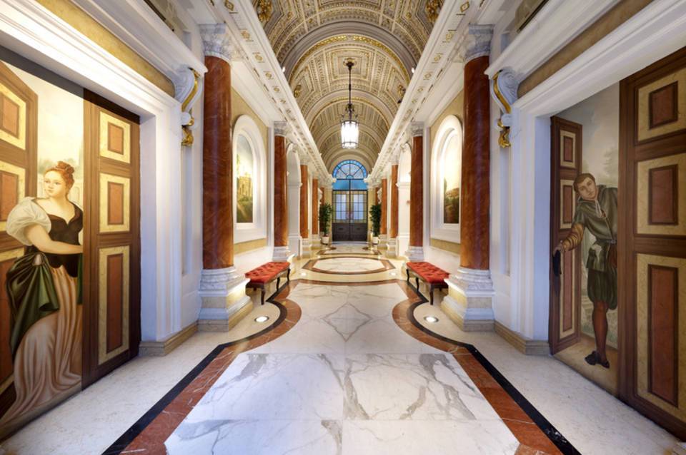 Exe International Palace 5