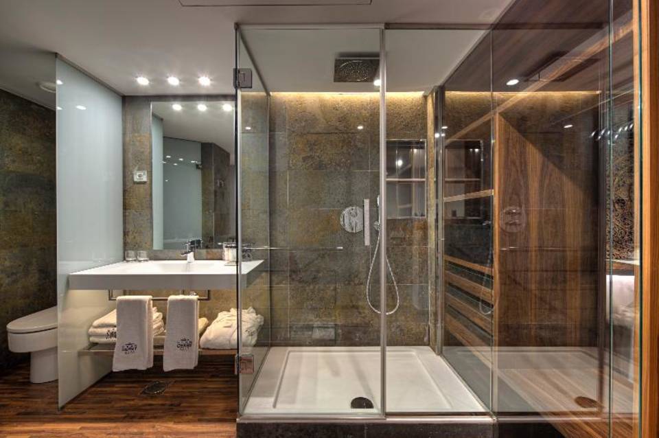 Gran Derby Suite Hotel 1