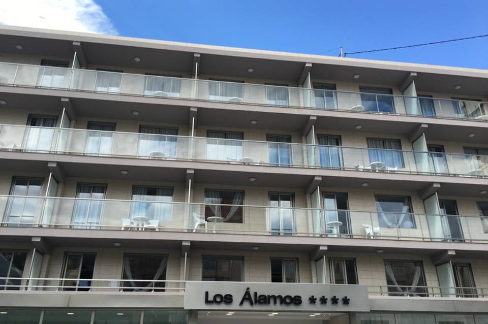 Hotel Los Álamos 1