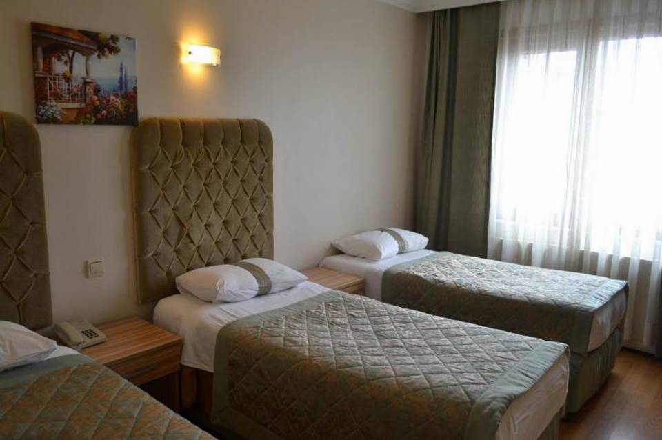Grand Ant Hotel 5