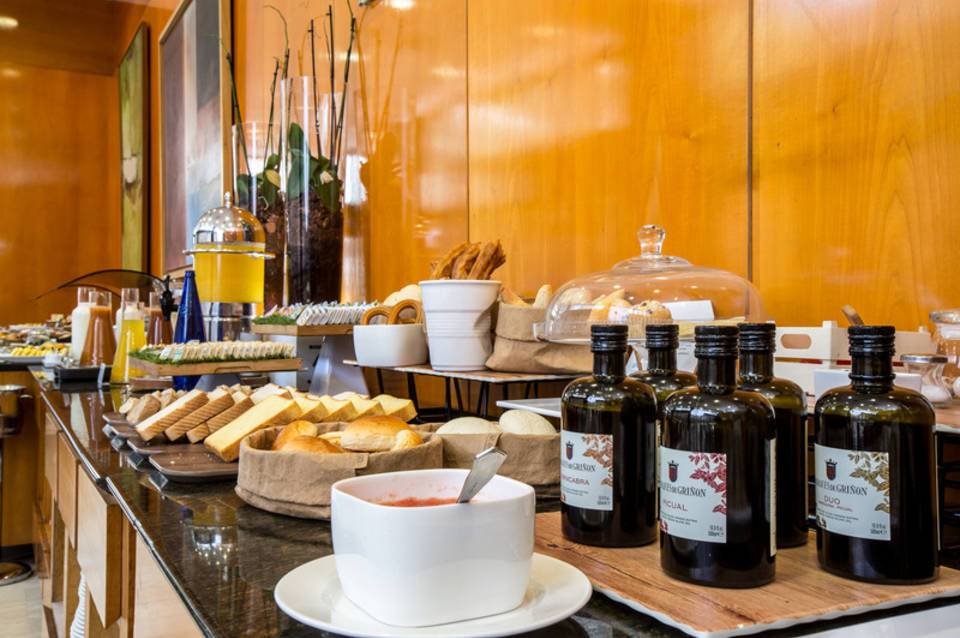 Leonardo Hotel Madrid City Center 4