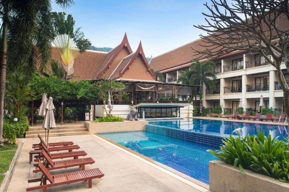 Deevana Patong Resort & Spa 3