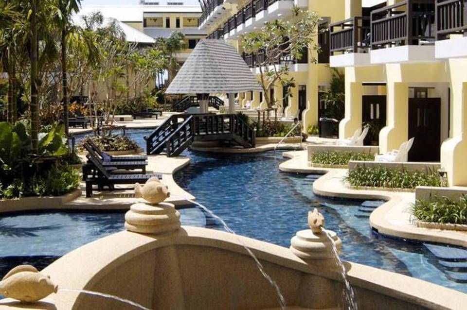 Woraburi Phuket Resort & Spa 2