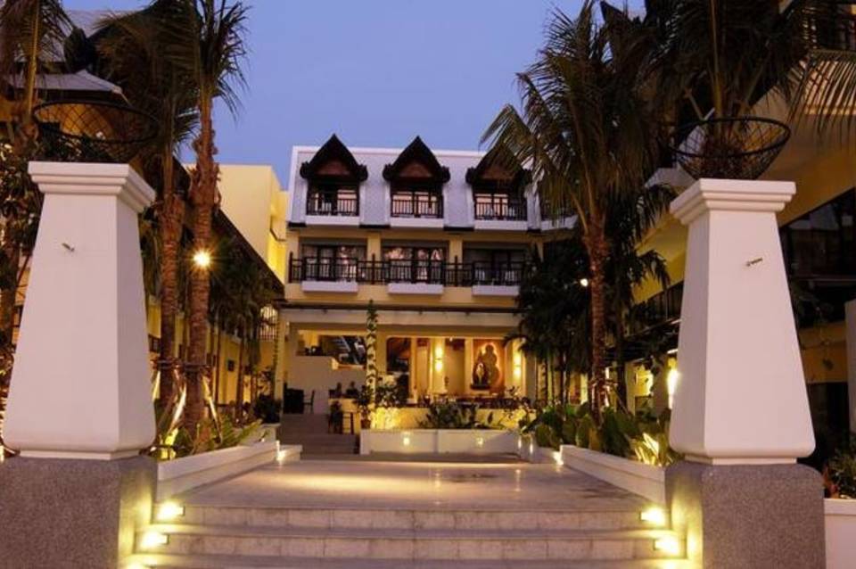 Woraburi Phuket Resort & Spa 3