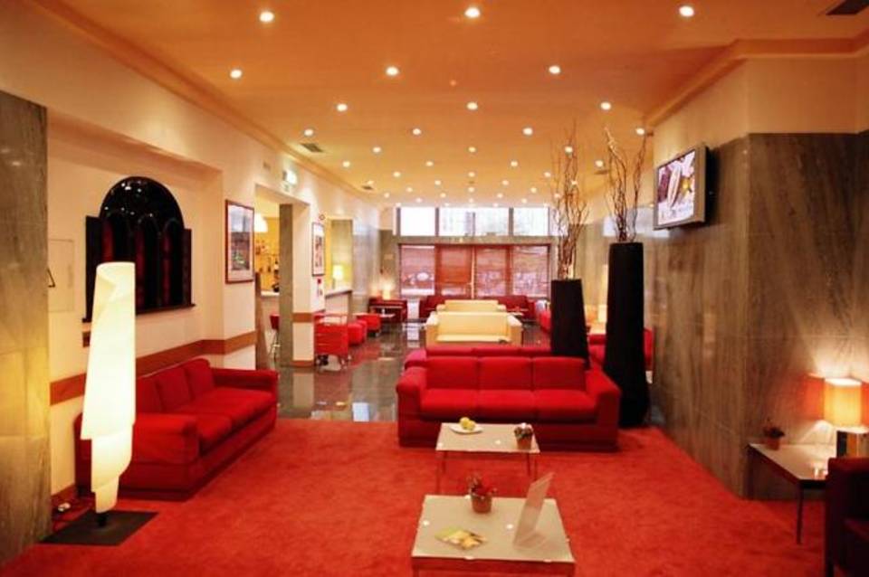 Legendary Porto Hotel 3