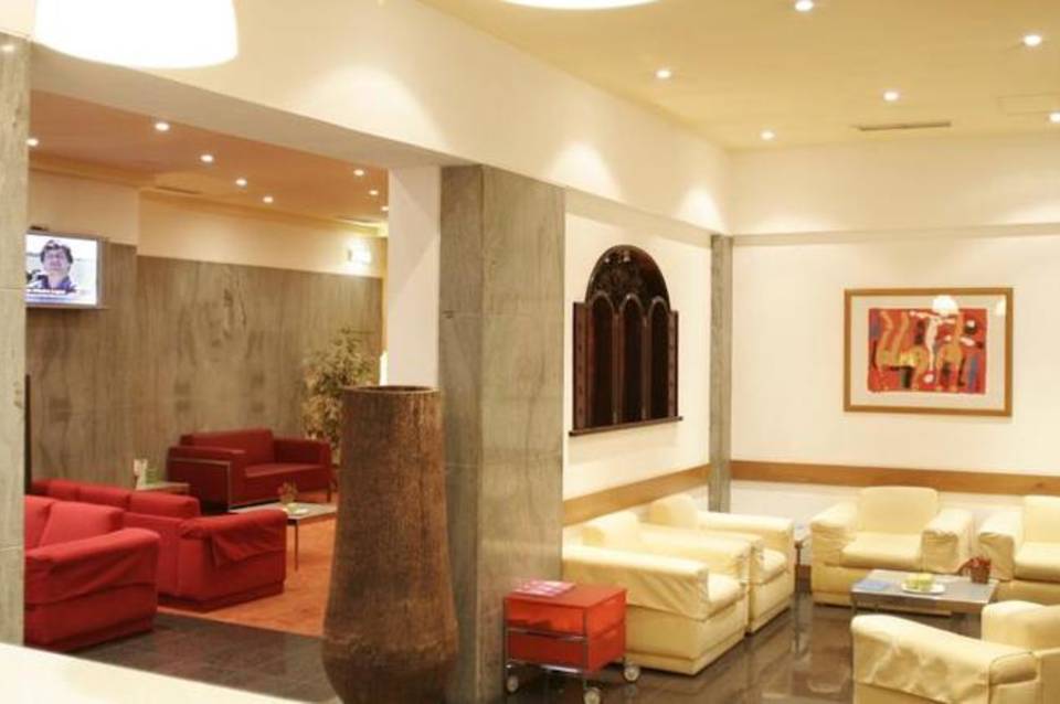 Legendary Porto Hotel 4