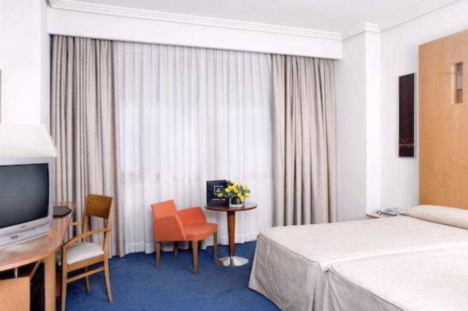 ILUNION Bilbao Hotel 2