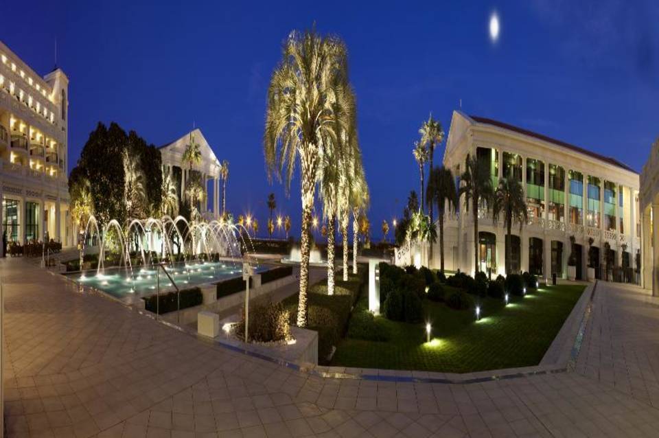 Las Arenas Balneario Resort 5