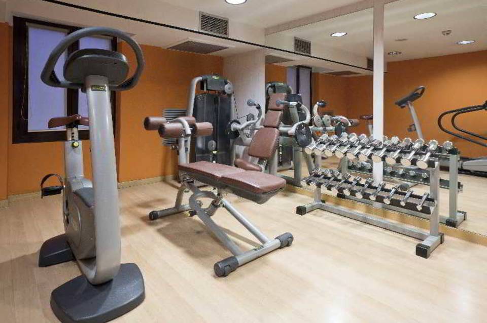 Hotel ILUNION Almirante 3