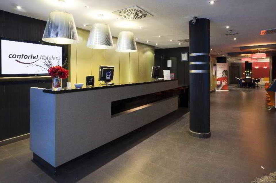 Hotel ILUNION Almirante 4