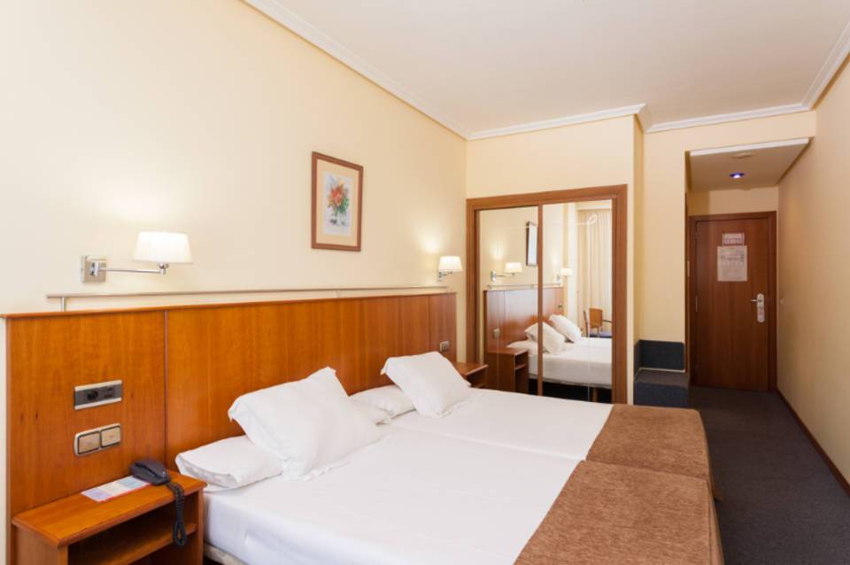 Hotel Ciudad de Compostela 1