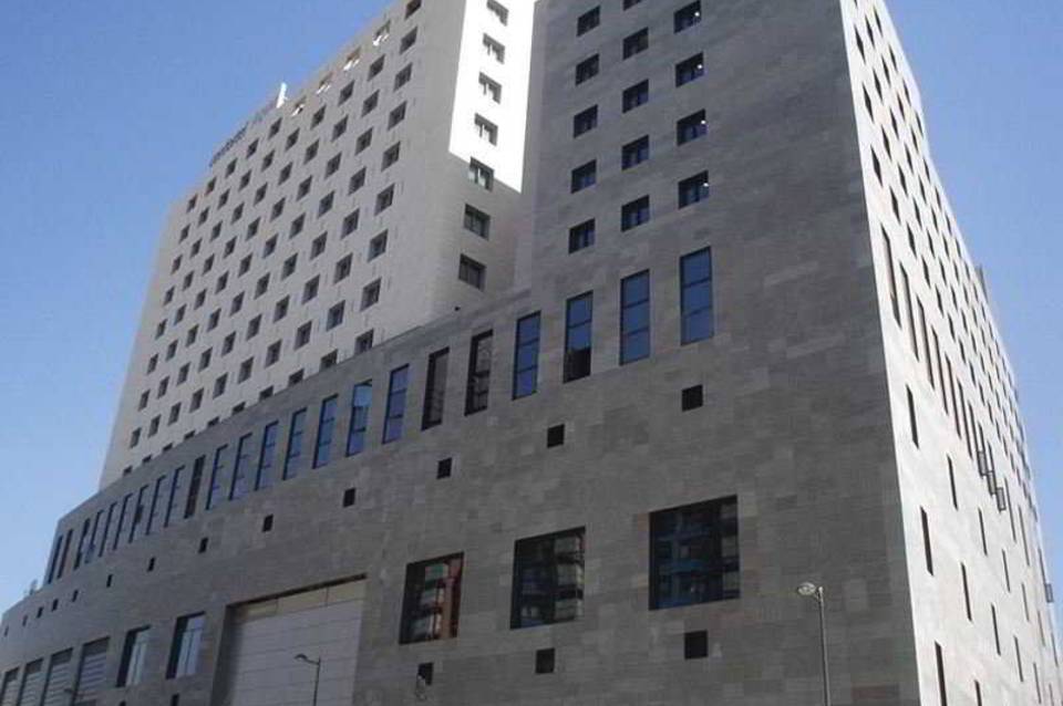 Hotel ILUNION Aqua 3 2