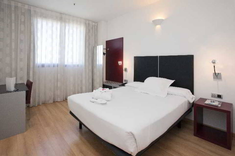 Hotel ILUNION Aqua 3 1