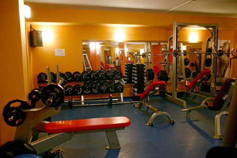 Rubin Wellness & Conference Hotel  2