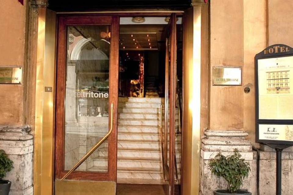 Tritone 1