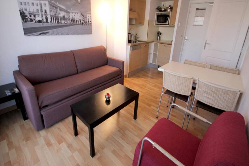 Aparthotel Adagio Nice Promenade des Anglais 1