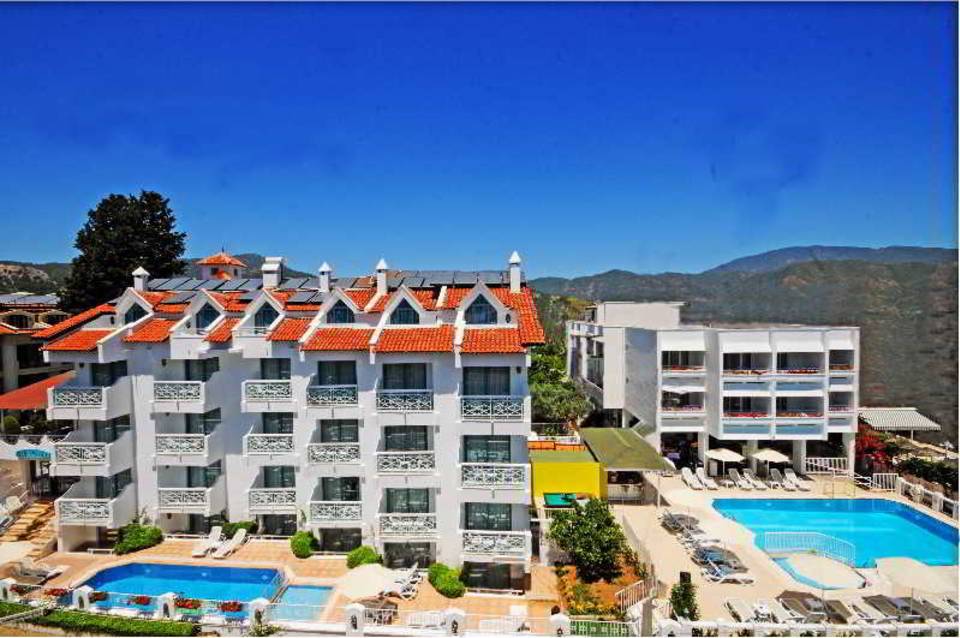 Blue Palace Hotel & Apart 1