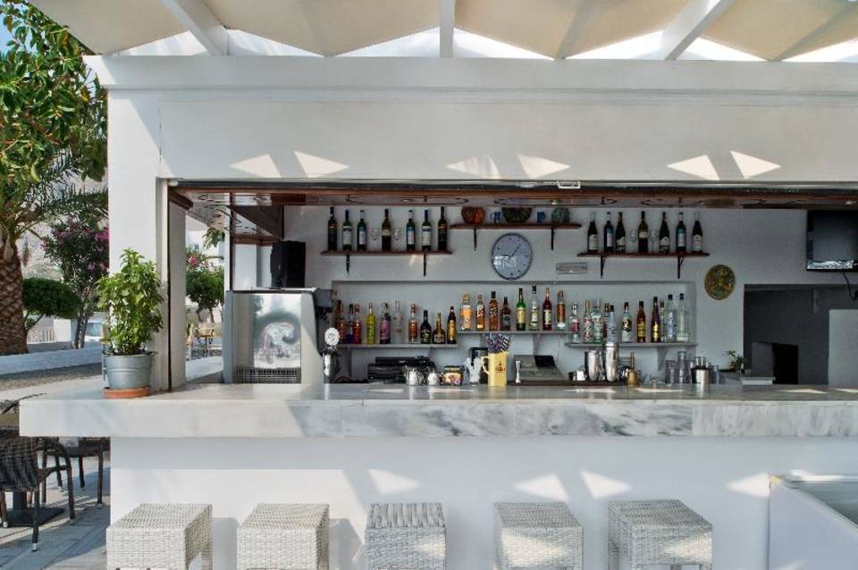 Makarios Beach Hotel 2