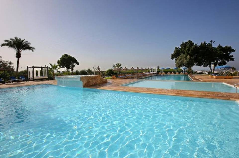 Anezi Tower Hotel & Apartments 5