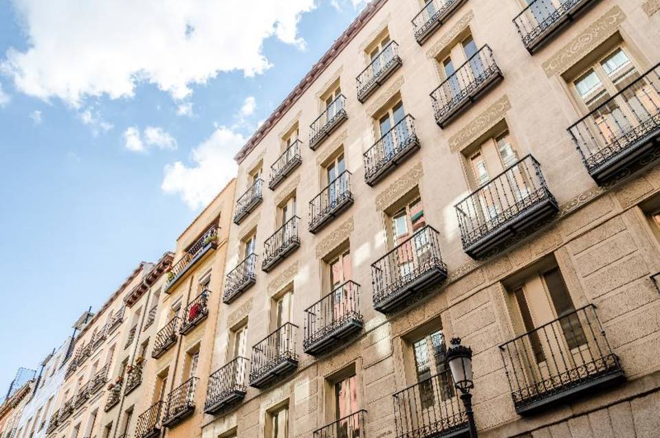 Exe Suites 33 2