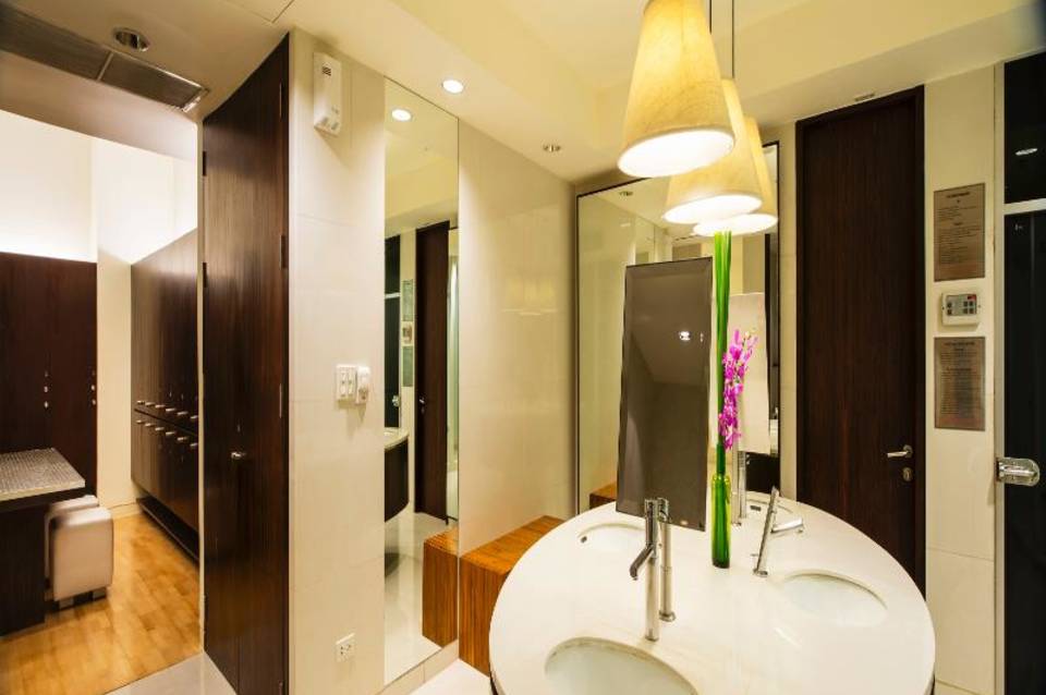Emporium Suites by Chatrium 3