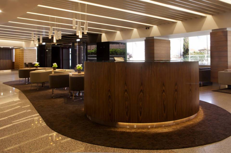 Ramada by Wyndham Lisbon 4