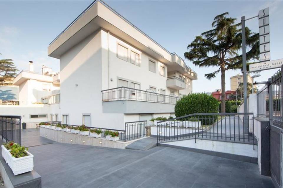 Suites & Residence Hotel 1