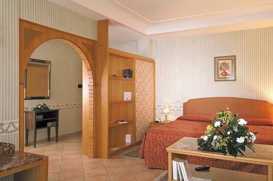 American Hotel 3