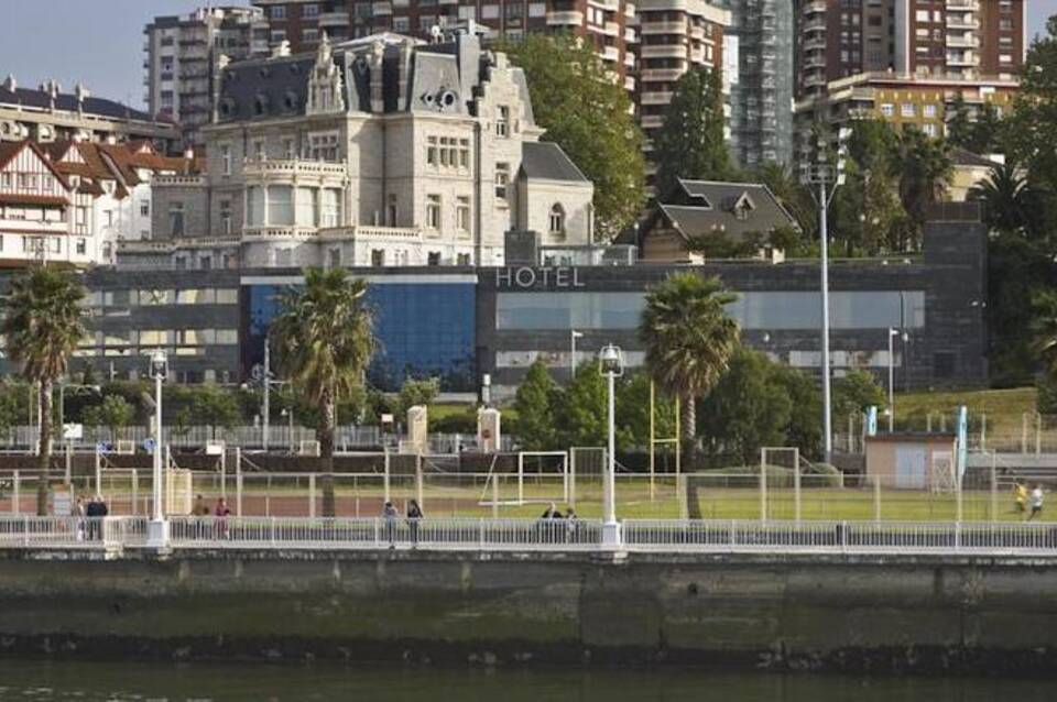 URH Palacio de Oriol 1