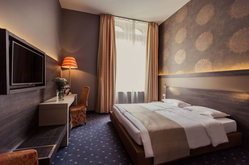 Hotel Museum Budapest 1