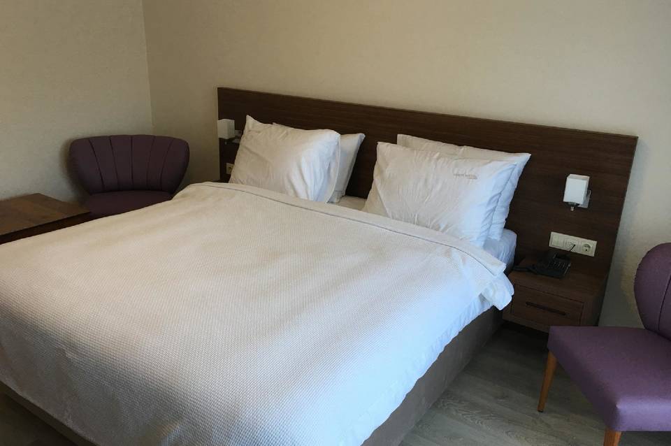 Neopol Hotel Deluxe 1