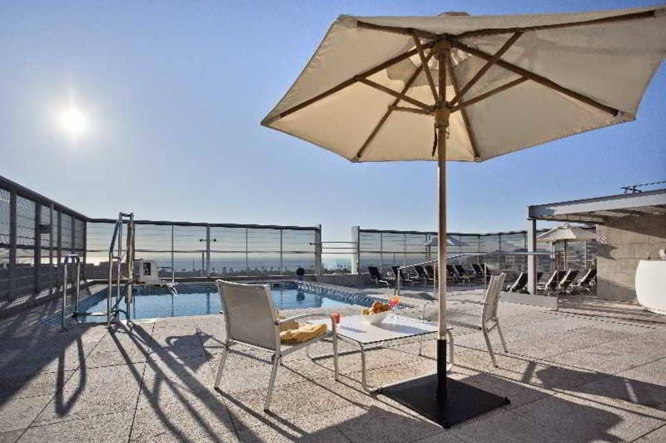 Hotel ILUNION Barcelona 3
