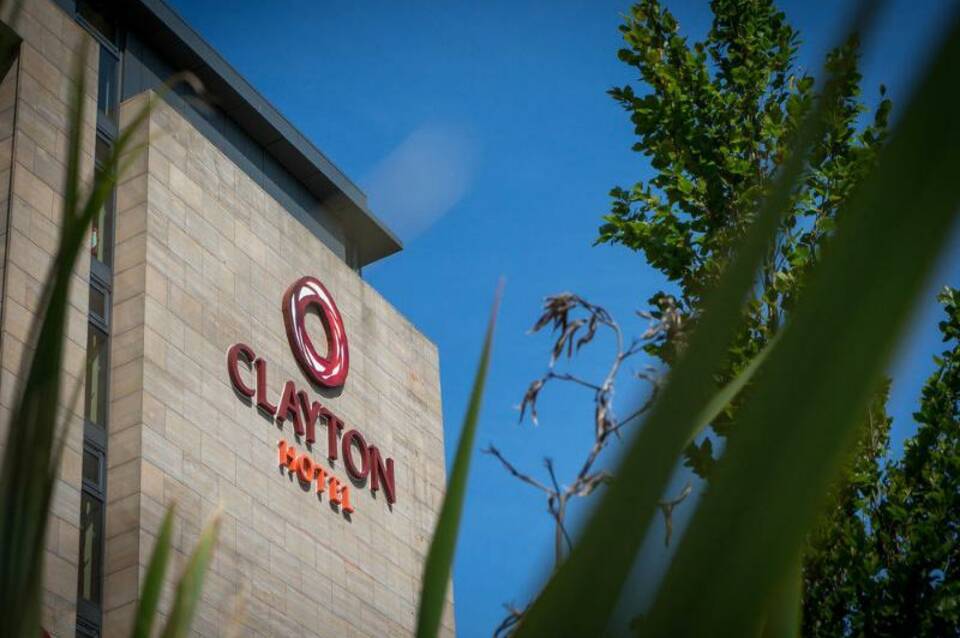 Clayton Hotel Leopardstown 1