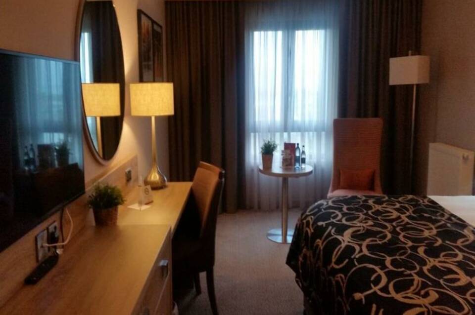 Clayton Hotel Leopardstown 4