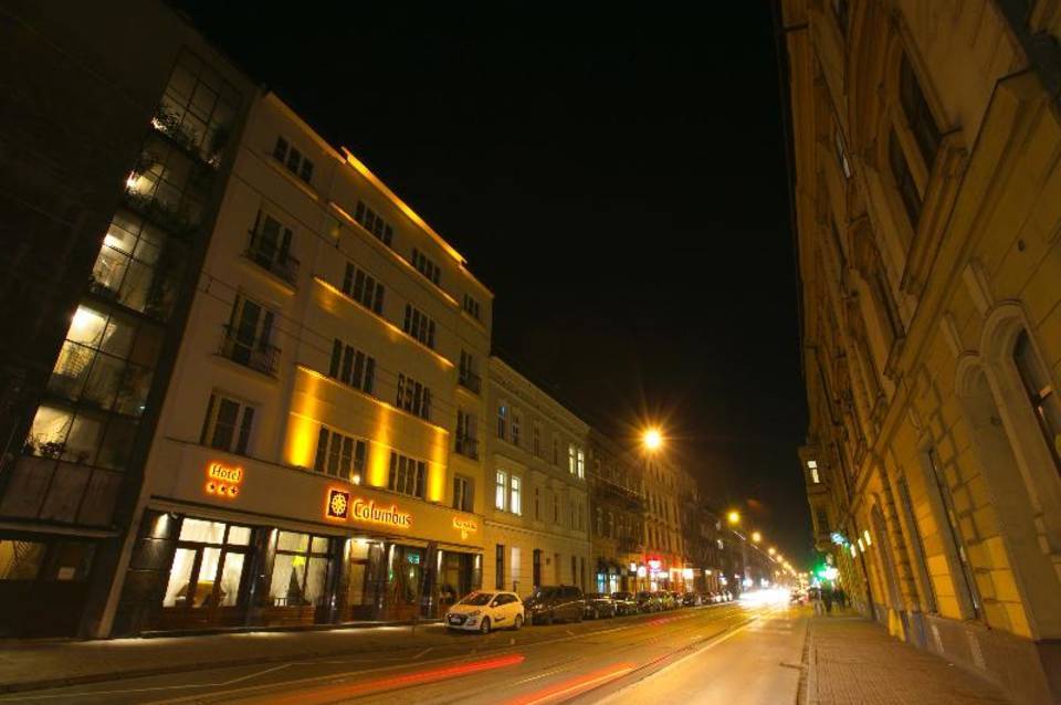 Columbus 3