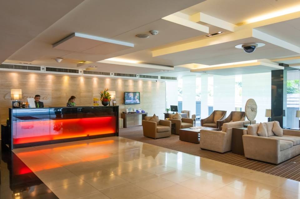 Oakwood Residence Sukhumvit 24 Bangkok 4