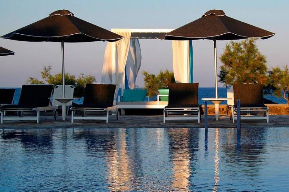 Nikki Beach Resort & Spa Santorini 4