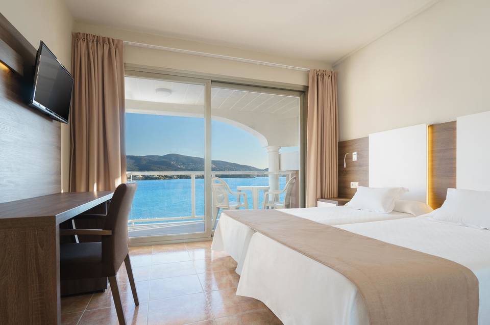 Hotel Seramar Comodoro Playa 5