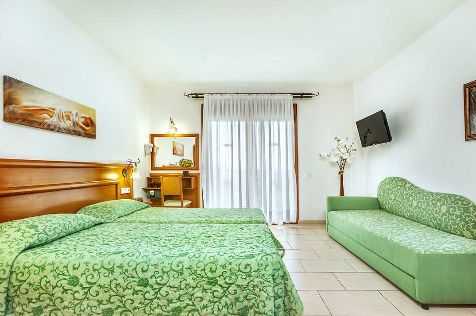 Nereides Hotel 3