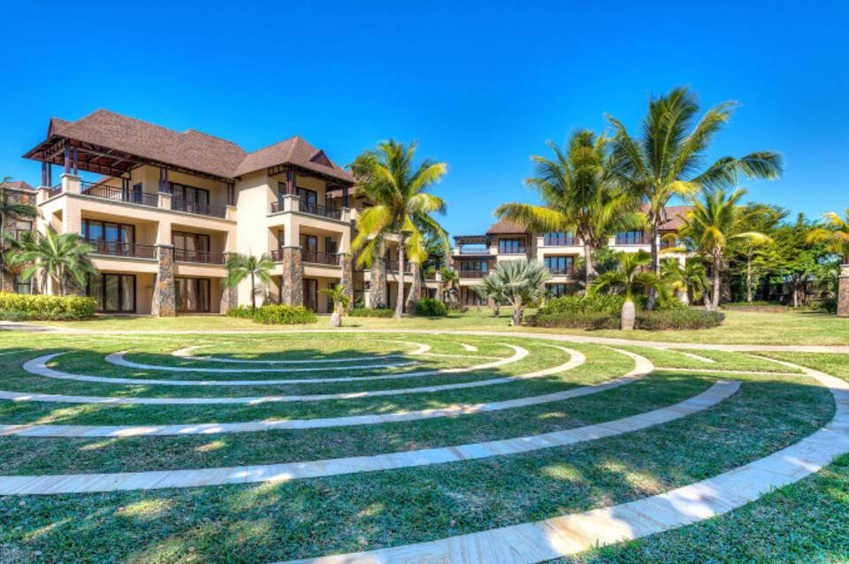 The Westin Turtle Bay Resort and Spa Mauritius 1