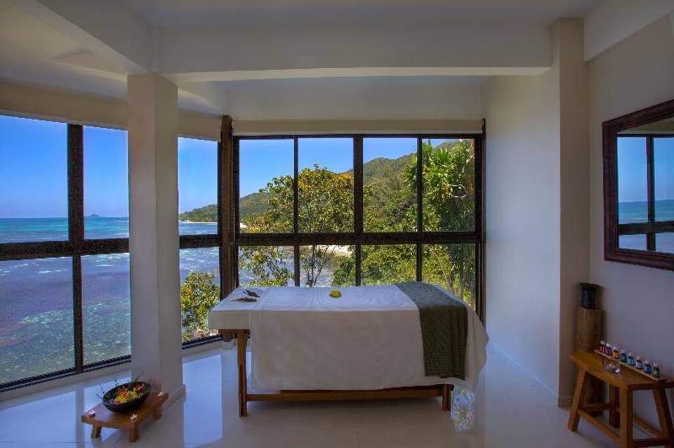 Coco de Mer Hotel & Black Parrot Suites 5