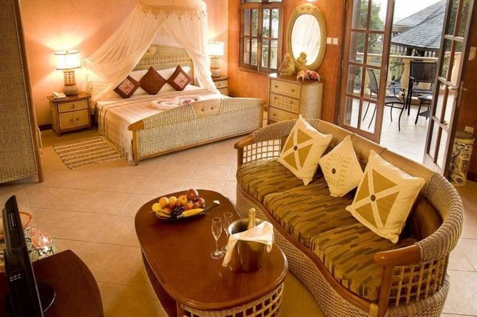 Castello Beach Hotel 4