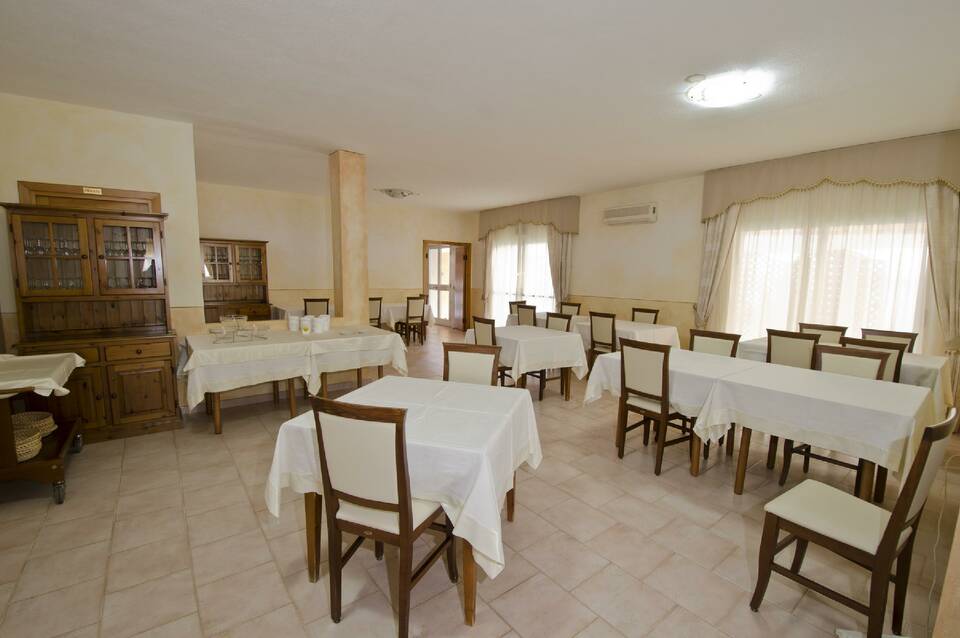 Hotel Gabbiano 1