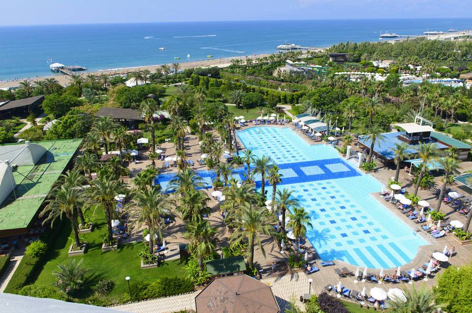 Concorde De Luxe Resort 3
