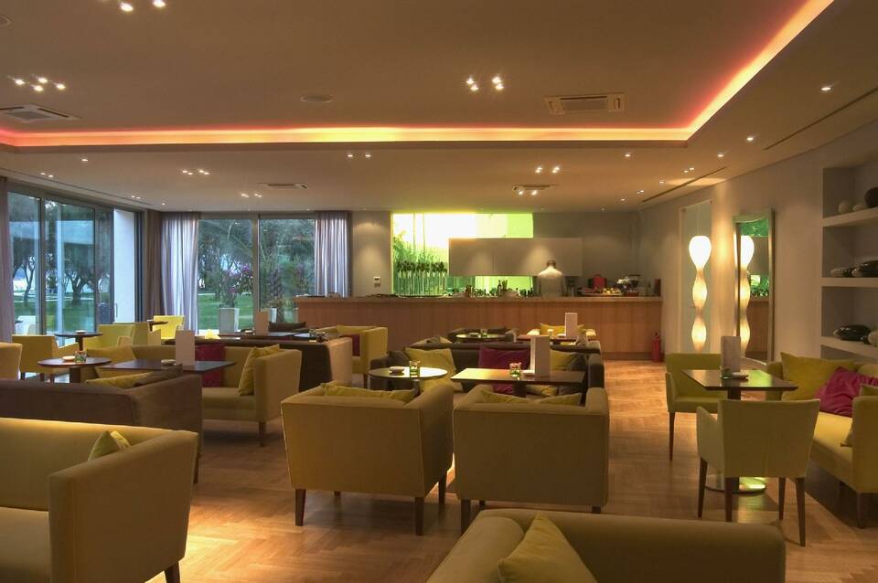 Plaza Resort Hotel 1